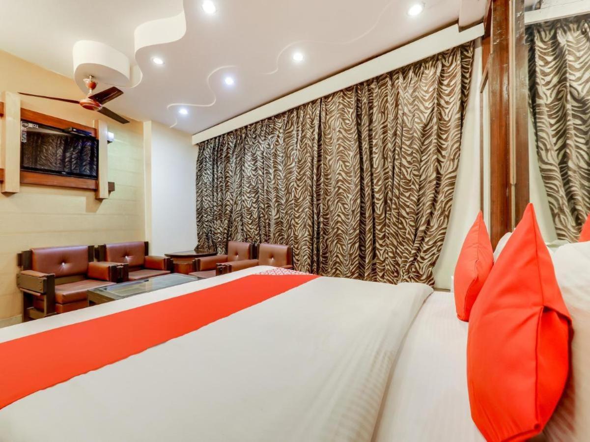 Hotel Roma Deluxe - New Delhi Railway Station Exteriér fotografie