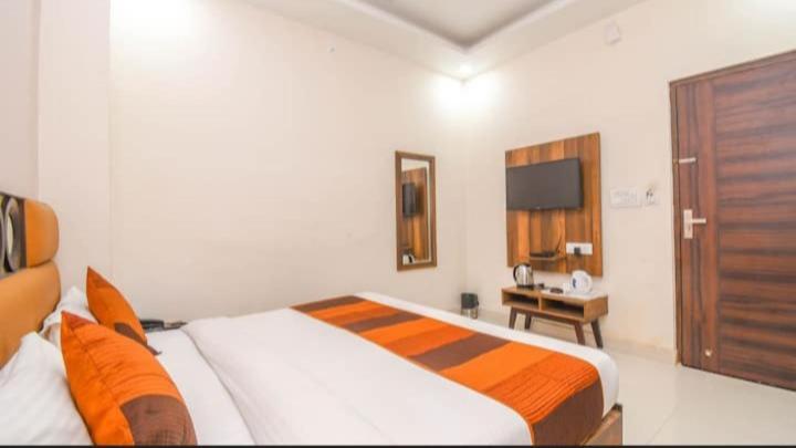 Hotel Roma Deluxe - New Delhi Railway Station Exteriér fotografie
